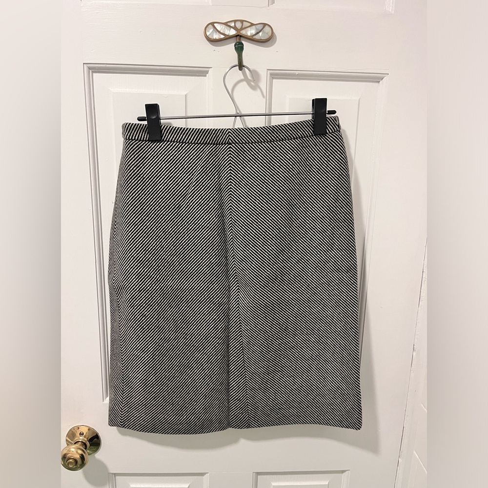 J. Crew striped wool pencil mini skirt size 8 (runs small)